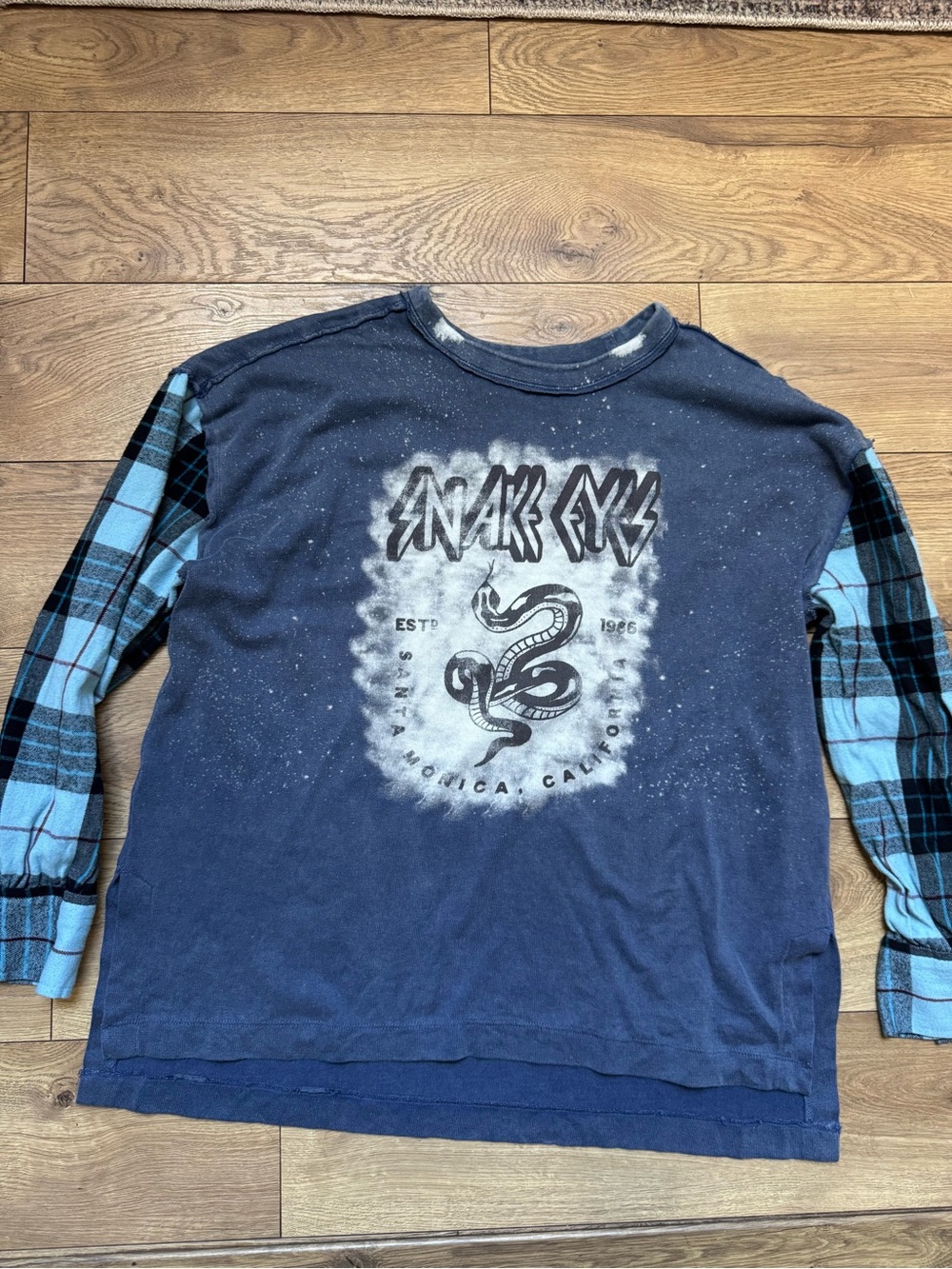 We The Free Navy Long-Sleeve Oversized Sweats w/Light Blue Flannel Plaid Sleeves